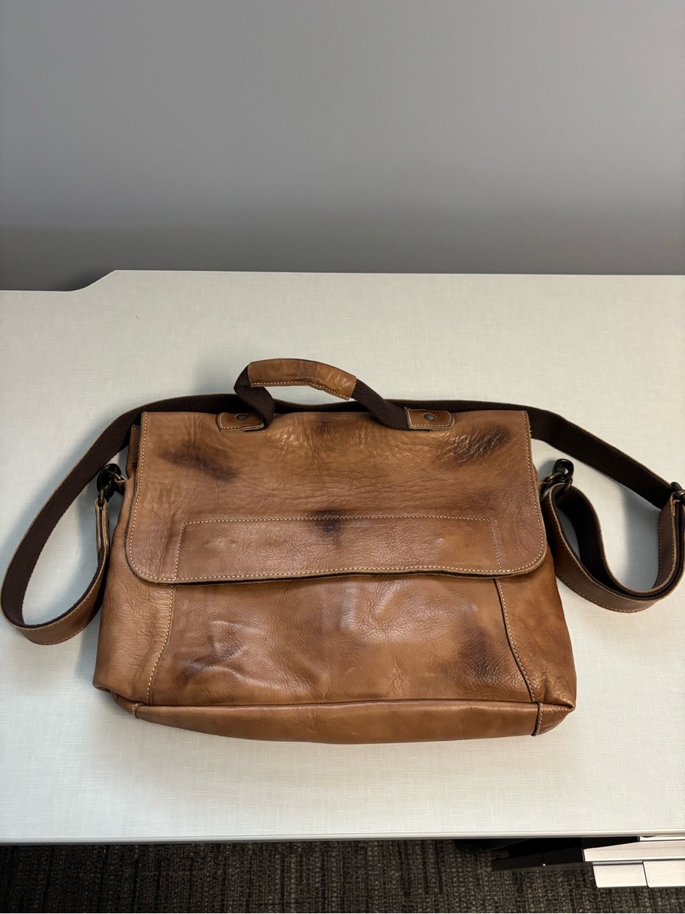 BED|STU Hampton I Tan Leather Messenger Bag
